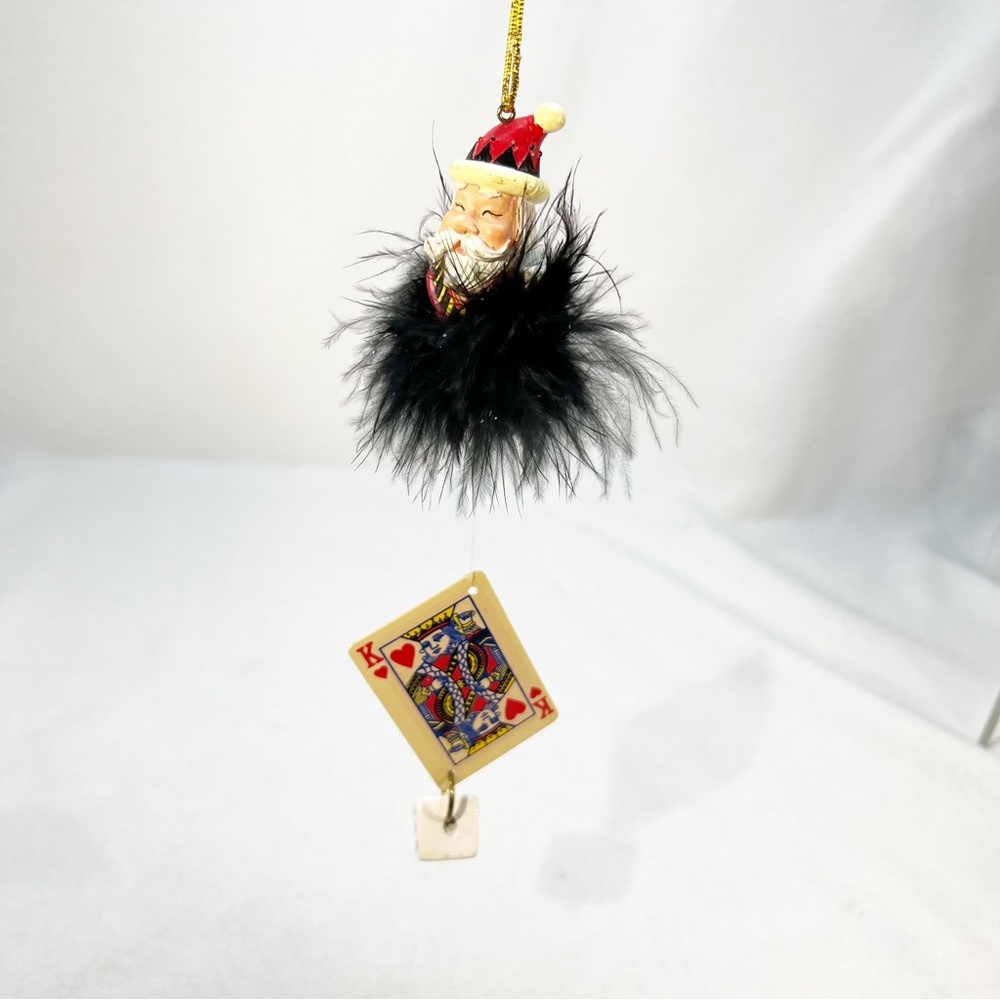 King of Hearts Christmas Ornament with Santa Card and Die